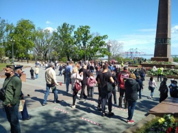 В Одессе на акциях к 9 мая произошло массовое нарушение карантина