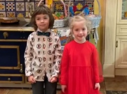 Максим Галкин опубликовал поздравительное видео с Пугачевой и детьми
