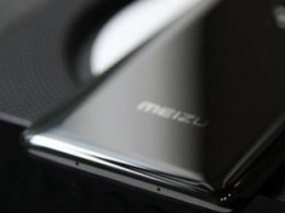 Meizu представила внешний аккумулятор с дисплеем и быстрой зарядкой