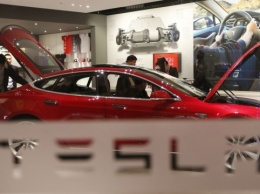 Илон Маск открыл свой автозавод Tesla в Калифорнии вопреки карантину