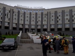 В Петербурге во время пожара погибли пять больных COVID-19 - пациенты были подключены к ИВЛ