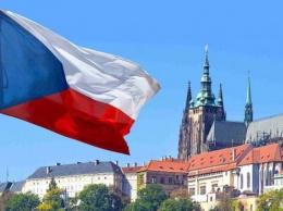Посольство РФ в Праге требует защитить дипломата из-за слухов о его попытке отравить чешских политиков