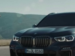 Гонка: BMW X5 против... пули. Кто победит? (видео)