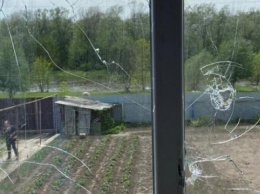 На Луганщине расследуют обстрел оккупантами 9 мая жилых домов в Трехизбенке