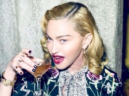 Королева на все времена: 61-летняя Мадонна похвасталась упругими ягодицами на откровенном селфи