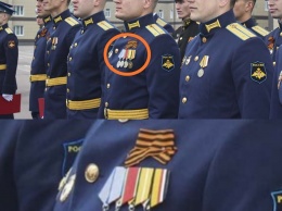 Российские курсанты засветили медали за оккупацию Крыма и Сирии. Фотофакт