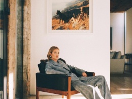 Модный карантин: 10 образов модели Рози Хантингтон-Уайтли