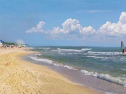 Прокуратура требует вернуть часть Азовского побережья громаде