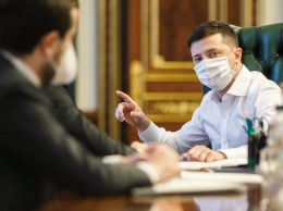 Зеленский провел совещание по предотвращению распространения эпидемии коронавируса