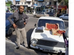 Стихийщиков в Мелитополе решили напугать (фото)