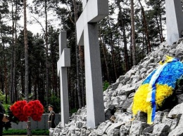 Порошенко мощно обратился к украинцам в День памяти жертв политрепрессий