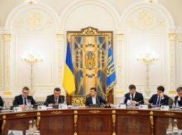 Приближает ли СНБО Украины мир на Донбассе?