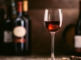 Калорийность алкогольных напитков: как пить, чтобы не поправится
