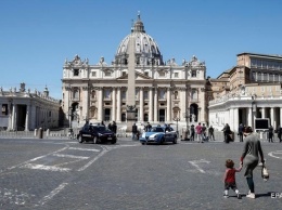 В Ватикане открыли для верующих собор Святого Петра