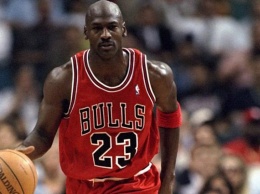 Кроссовки легенды НБА Майкла Джордана проданы на аукционе за рекордную сумму