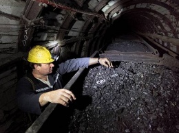 Боевики "ЛНР" закрывают шахты в ОРЛО из-за снижения спроса на уголь