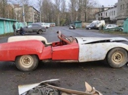 В Латвии восстановлен уникальный советский автомобиль (ФОТО)