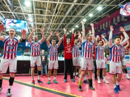 Запорожский гандбольный клуб "Мотор" досрочно стал чемпионом Украины