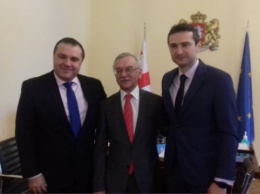 Посол Украины обсудил с грузинскими депутатами стратегическое сотрудничество парламентов