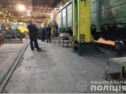На Харьковщине рабочего железнодорожной станции задавило вагоном