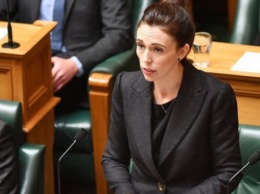 Правительство Новой Зеландии освободило от карантина общепит и предложило ввести 4-дневную рабочую неделю