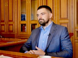 Замглавы ОП пытается протянуть в "Укравтодор" запорожского губернатора - СМИ