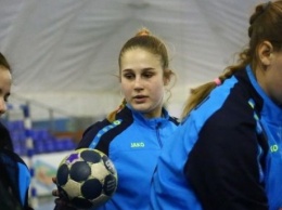 17-летняя украинская гандболистка сменит гражданство на российское