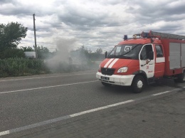 На автодороге «Запорожье-Мариуполь» загорелся автомобиль
