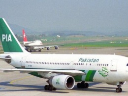 Разбился самолет "Пакистанских авиалиний": названо число жертв