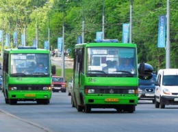 В Харьковской области возобновил работу автотранспорт