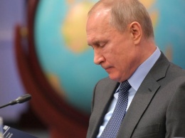 Посольство РФ в США призвало Bloomberg извиниться за статью о низком рейтинге Путина
