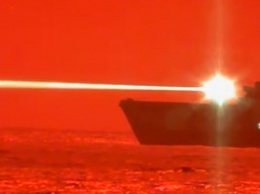 ВМС США показали новый боевой лазер (ВИДЕО)