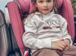 "Ого, какая красотка растет": в сети фанаты восхитились внешностью 4-летней дочери Ксении Бородиной
