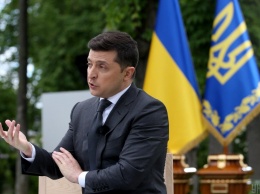 Монополисты пытались подсунуть Зеленскому меморандум с "зеленой" энергетикой, который разорил бы украинцев: президент его отклонил - СМИ