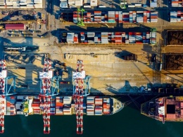 Датская Maersk опровергла информацию, что будет работать в Украине лишь с одним портом