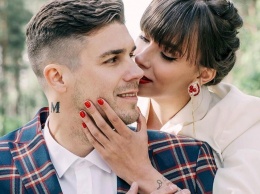 Экс-холостяк Дмитрий Черкасов снялся с женой в фотосессии в стиле Love Story