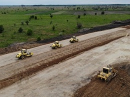Как в Украине строят дорогу с нуля (фото)