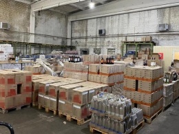 Силовики изъяли почти 100 тонн поддельного алкоголя в четырех областях
