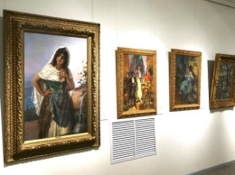 Проведение выставки картин семьи Порошенко не планировалось - музей Гончара