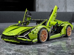 Lego показала модель самого мощного суперкара Lamborghini