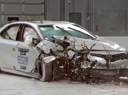 IIHS назвал чем опасны седаны, выпущенные до 2015 года