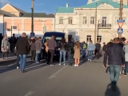 В Беларуси задержали блогера, ранее планировавшего участвовать в выборах президента (видео)