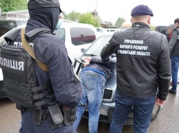 Возле границы с Польшей задержали сборщиков "дани" с перевозчиков
