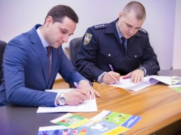 Полиция и Минсоцполитики совместно будут работать над усилением защиты детей