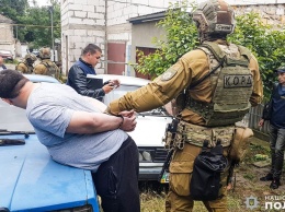 В Николаеве задержали организованную группу наркоторговцев и ликвидировали канал сбыта амфетамина (ФОТО, ВИДЕО)