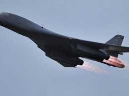 Участившиеся полеты B-1B Lancer назвали проблемой для ВМФ России