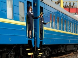УЗ назначила пять дополнительных региональных поездов на выходные