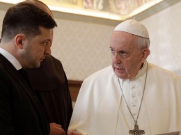 Зеленский подключил папу Римского к освобождению украинского неонациста в Италии