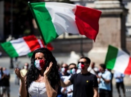 В Риме полиция разогнала протест из-за кранатина