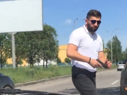 Охранник Ляшко угрожал пистолетом во время дорожного конфликта, - соцсети
